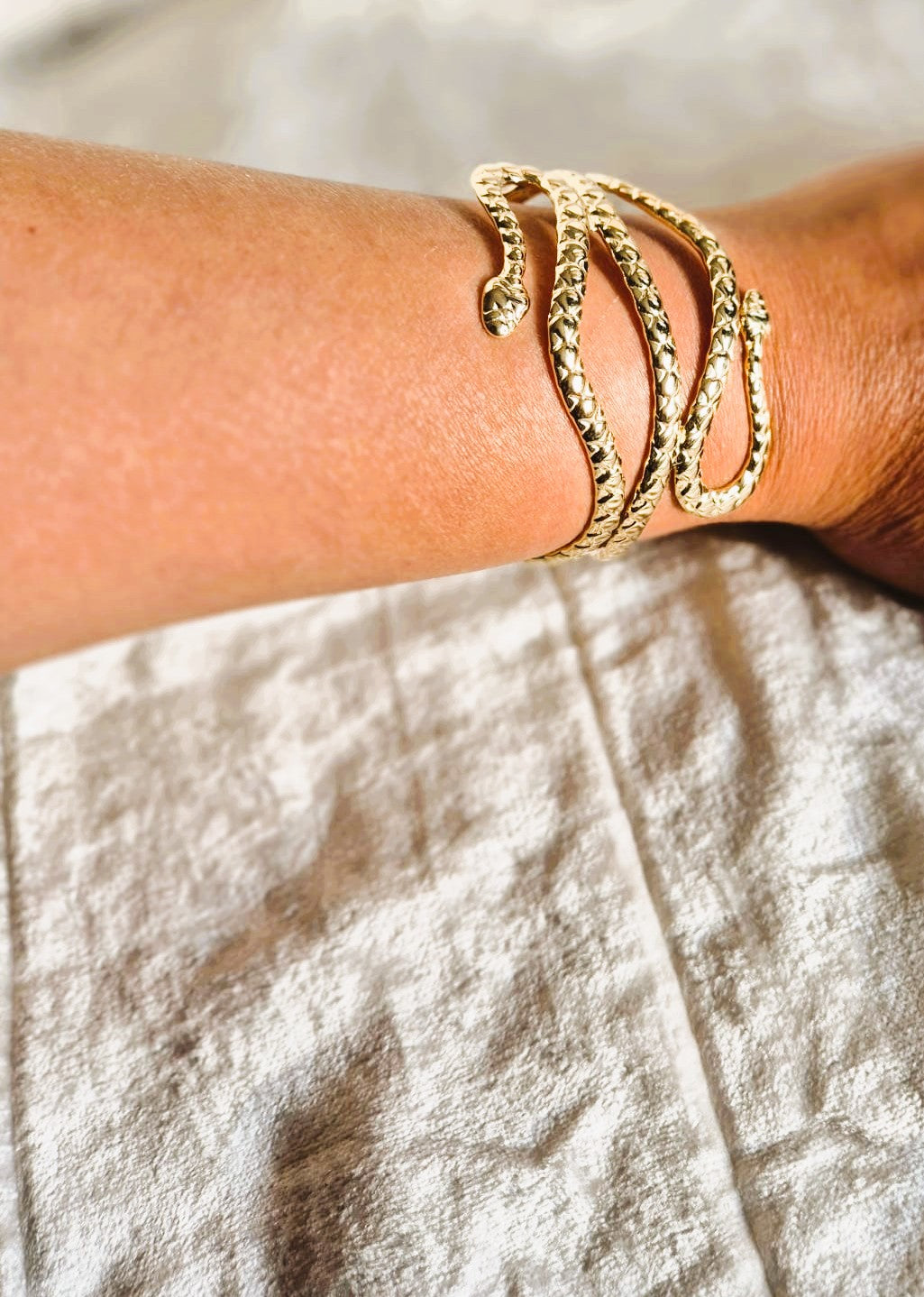 Slangen Armband – Symbool van Kracht & Elegantie